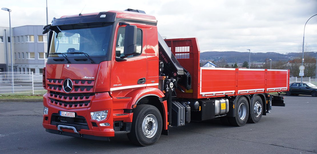 Fahrzeugbau Jung - HIAB Ladekran